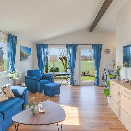 Holiday home Robbys Strandbuex