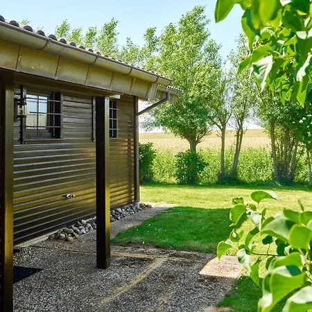 Holiday home Robbys Strandbuex Simonsberg